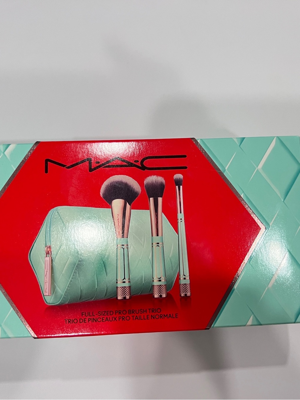 MAC Cosmetics Mint Green and Rose Gold Makeup Brush Trio with Quilted Case